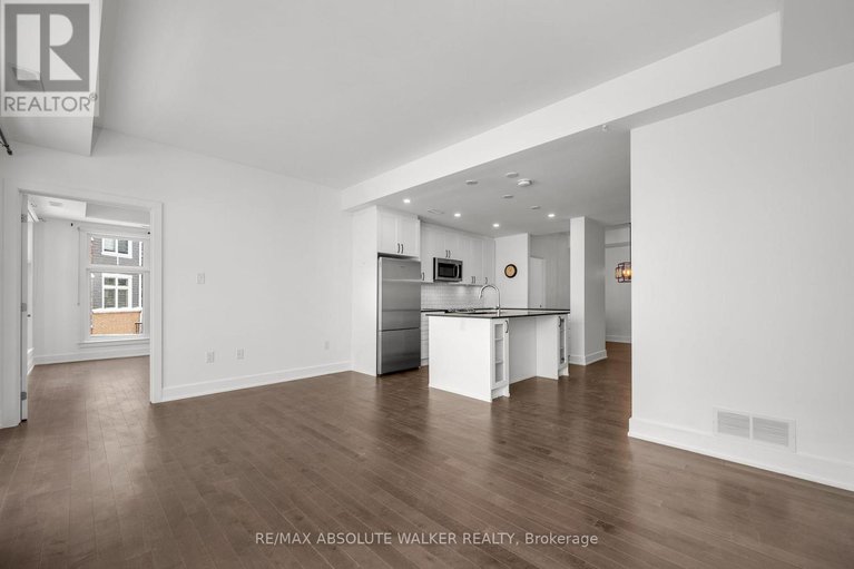 29419631/101-305-elizabeth-cosgrove-private/mer-bleuebradley-estatesanderson-park/ottawa/ontario/K1W0K6_16