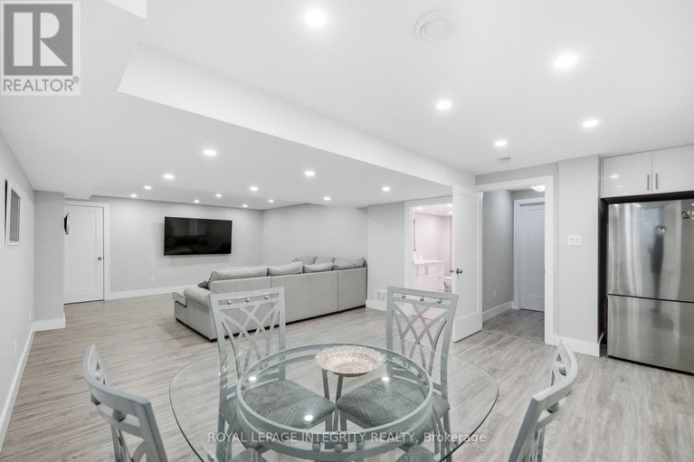 29613579/408-nestleton-street/avalon-east/ottawa/ontario/K4A0W3_39