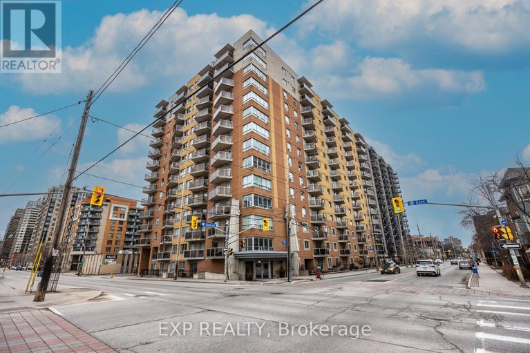 29607394/803-429-somerset-street-w/ottawa-centre/ottawa/ontario/K2P2P5_1
