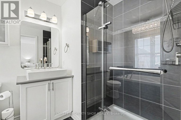 29435219/992-bunchberry-way/blossom-parkkemp-parkfindlay-creek/ottawa/ontario/K1T0L6_11