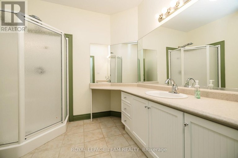 29638878/6196-deermeadow-drive/greely/ottawa/ontario/K4P1M9_44