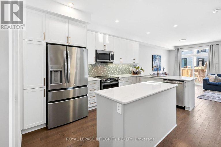 29586410/112-jardiniere-street/remainder-of-stittsville-area/ottawa/ontario/K2S2K2_9