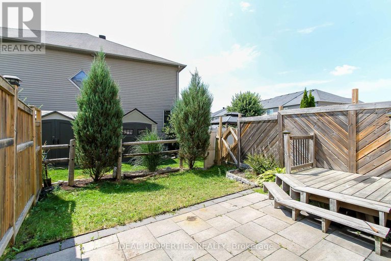 28714023/565-pepperville-crescent-n/emerald-meadowstrailwest/ottawa/ontario/K2M0E6_33