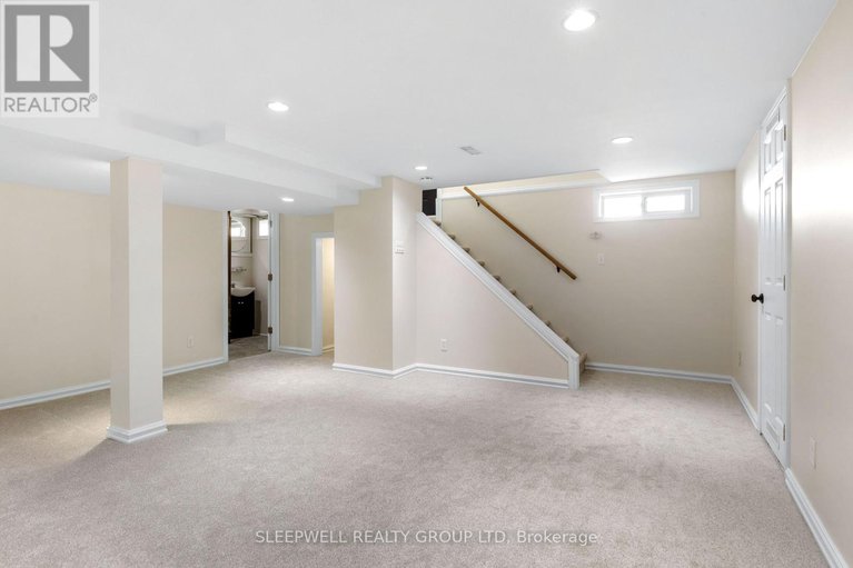 28651207/2209-belair-drive/bel-air-park/ottawa/ontario/K2C0X2_26