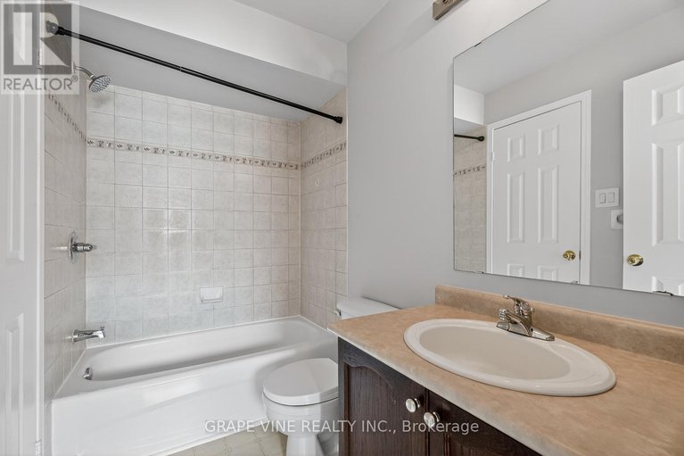 29436743/460-seyton-drive/westcliffe-estates/ottawa/ontario/K2H1G2_24