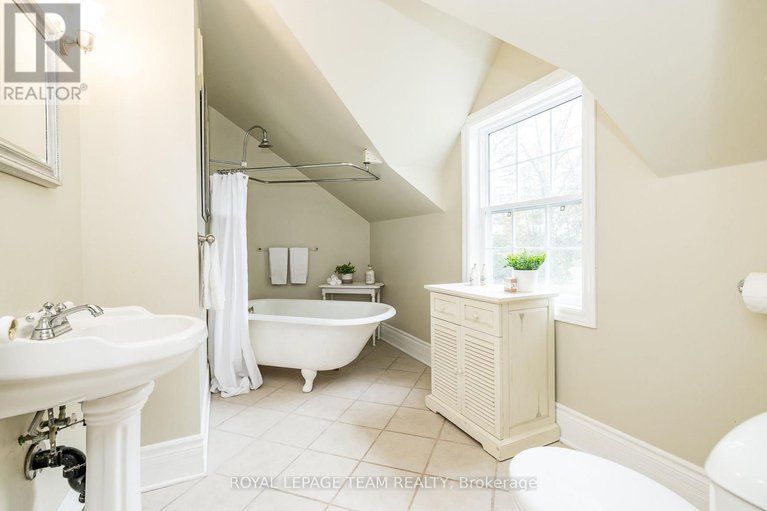 29273927/3651-burritts-rapids-road/burritts-rapids/ottawa/ontario/K0G1N0_31