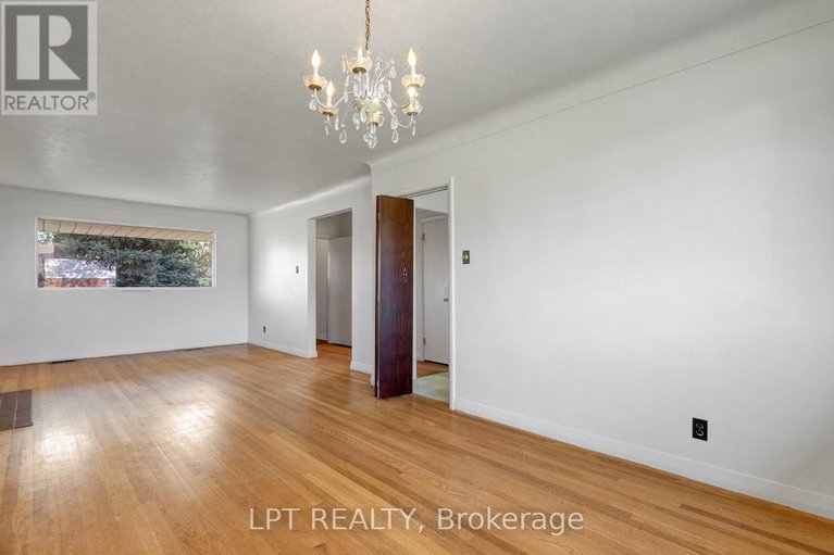 28994142/151-oakridge-boulevard/meadowlandscrestview/ottawa/ontario/K2G2V3_17