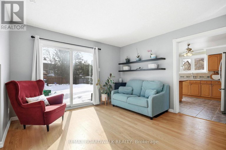 29434005/49-liston-crescent/katimavik/ottawa/ontario/K2L2W3_16