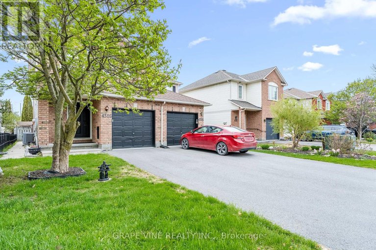 28300194/4316-owl-valley-drive/riverside-southgloucester-glen/ottawa/ontario/K1V1L3_2