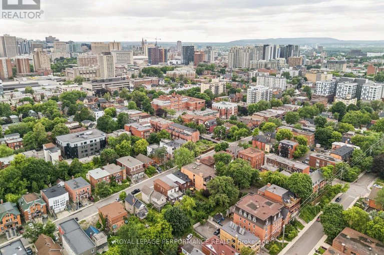 28588727/4-71-sweetland-avenue/sandy-hill/ottawa/ontario/K1N7T9_28
