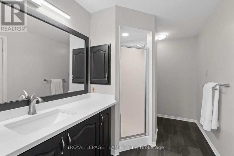 29209332/27-sandcliffe-terrace/centrepointe/ottawa/ontario/K2G5Y2_26