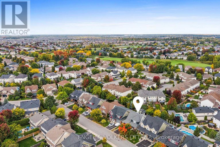 28926849/511-erinwoods-circle/stonebridge/ottawa/ontario/K2J5M5_48