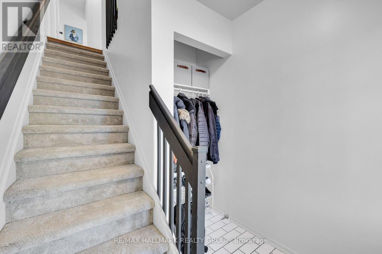 28934714/3-5-timberview-way/westcliffe-estates/ottawa/ontario/K2H9M6_7