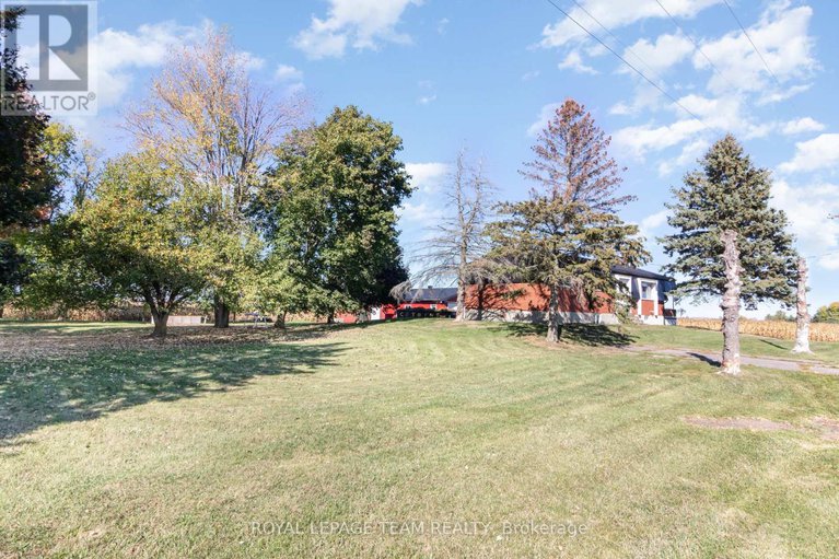 28939837/12121-liscumb-road/winchester/north-dundas/ontario/K0C2K0_27