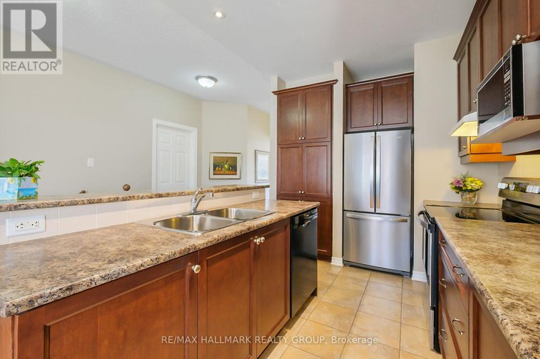 28822293/325-farincourt-crescent/avalon-west/ottawa/ontario/K4A0M6_9