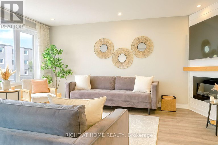 29343163/347-zephyr-avenue/britannia/ottawa/ontario/K2B5Z9_7