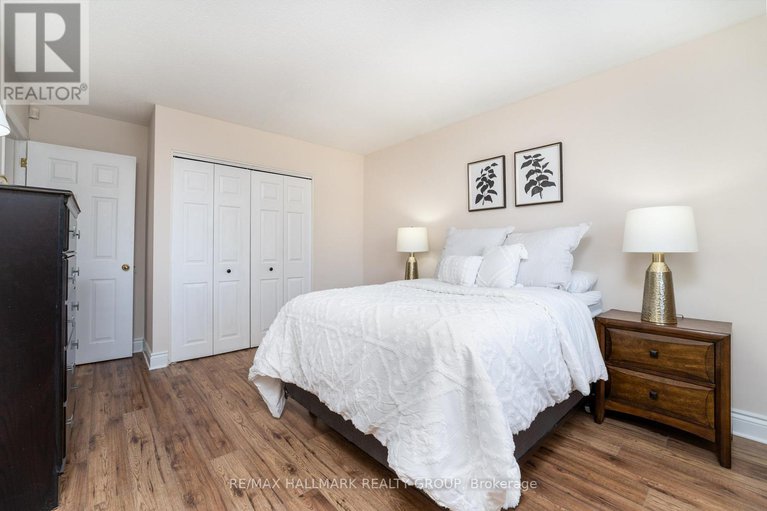 29248839/591-eastvale-drive/beacon-hill-north/ottawa/ontario/K1J6Z4_13