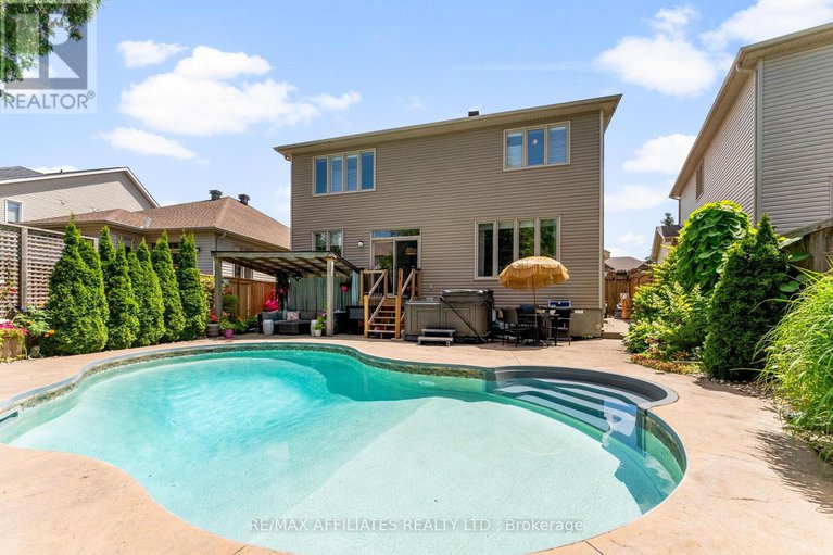 28643911/116-coyote-crescent/stittsville-south/ottawa/ontario/K2S2G4_45