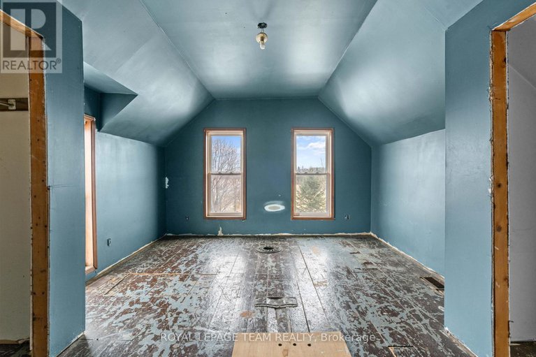 29204796/11802-county-road-18-road/south-dundas-matilda-twp/south-dundas/ontario/K0E1K0_15