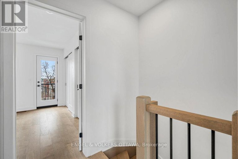 28926474/73-parent-avenue/lower-townbyward-market/ottawa/ontario/K1N0E6_30