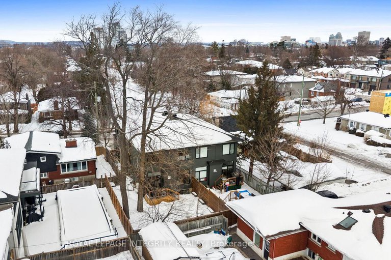 29407569/276-clare-street/westborohampton-park/ottawa/ontario/K1Z7E3_38