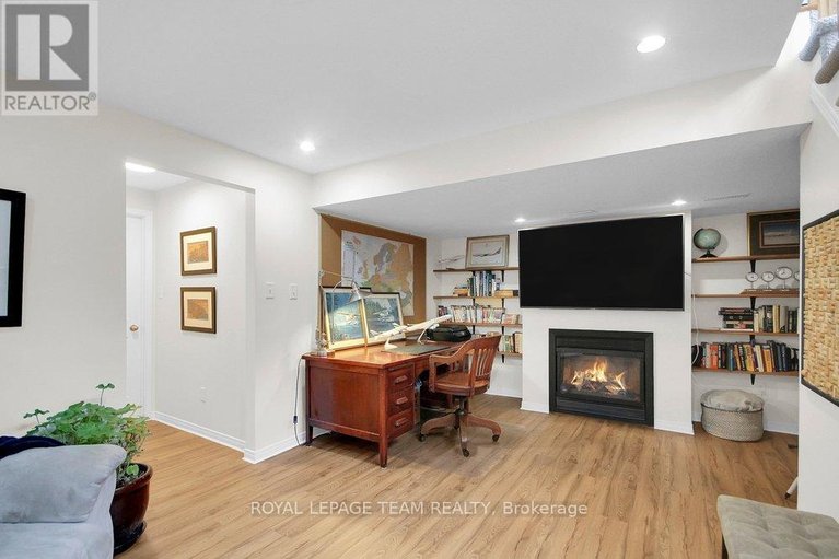 29540962/19-fieldberry-private/stonebridge/ottawa/ontario/K2J5E7_38