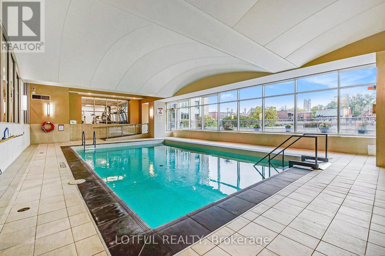 28363733/1703-234-rideau-street/sandy-hill/ottawa/ontario/K1N0A9_31