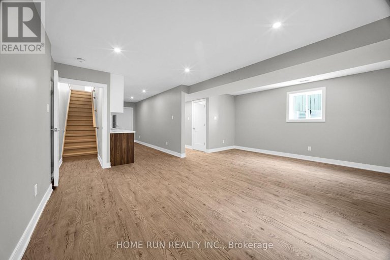 28911968/297-dovercourt-avenue/westborohampton-park/ottawa/ontario/K1Z7H4_24
