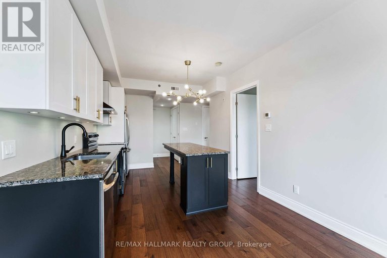 28612449/316-808-bronson-avenue/dows-lake/ottawa/ontario/K1S5A4_16