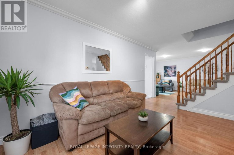 29119539/268-mceachern-crescent/bilberry-creekqueenswood-heights/ottawa/ontario/K1E3K5_10