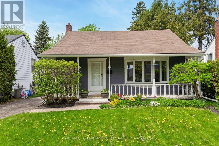 29518318/1225-foxbar-avenue/ellwood/ottawa/ontario/K1V6V4_1