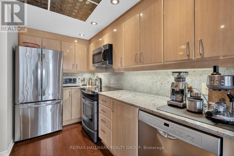 29682835/1401-134-york-street/lower-townbyward-market/ottawa/ontario/K1N1K8_7