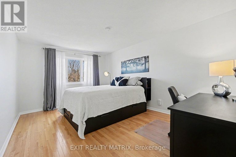 29667143/1583-sunview-drive/orleanssunridge/ottawa/ontario/K1C5A6_22