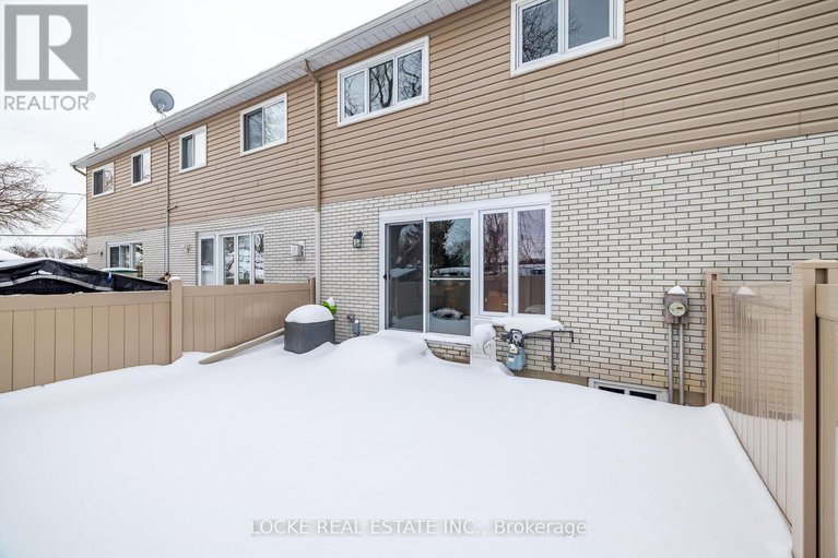 29239640/22-550-straby-avenue/overbrookcastle-heights/ottawa/ontario/K1K1H1_39