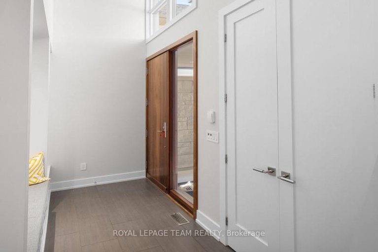 29001160/879-winnington-avenue/whitehaven/ottawa/ontario/K2B5C4_3