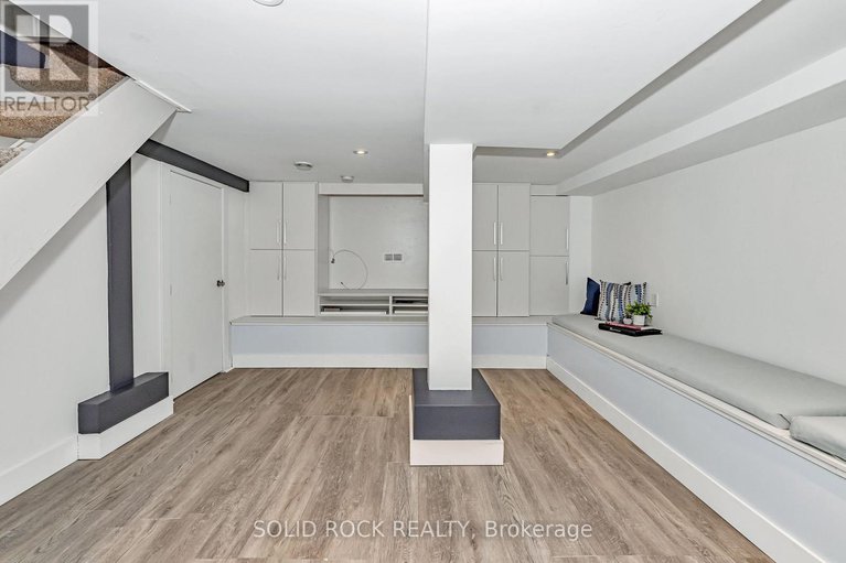 28475185/292-currell-avenue/westborohampton-park/ottawa/ontario/K1Z7J6_26