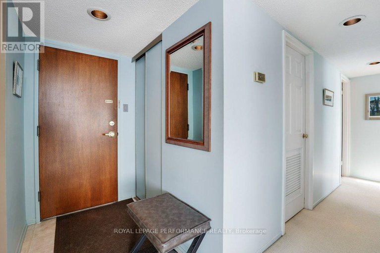 28552109/1904-470-laurier-avenue-w/ottawa-centre/ottawa/ontario/K1R7W9_9