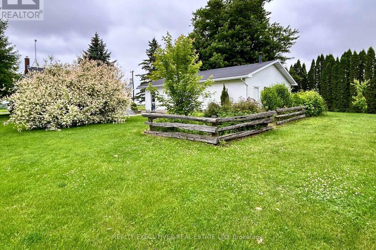 28771764/11908-toyeshill-road/south-dundas-matilda-twp/south-dundas/ontario/K0C2H0_34