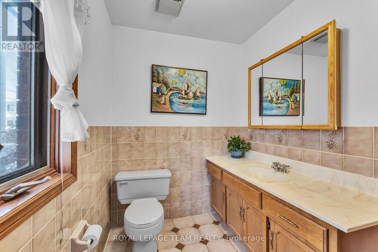 29341434/1409-mory-street/emerald-woodssawmill-creek/ottawa/ontario/K1T1C8_20