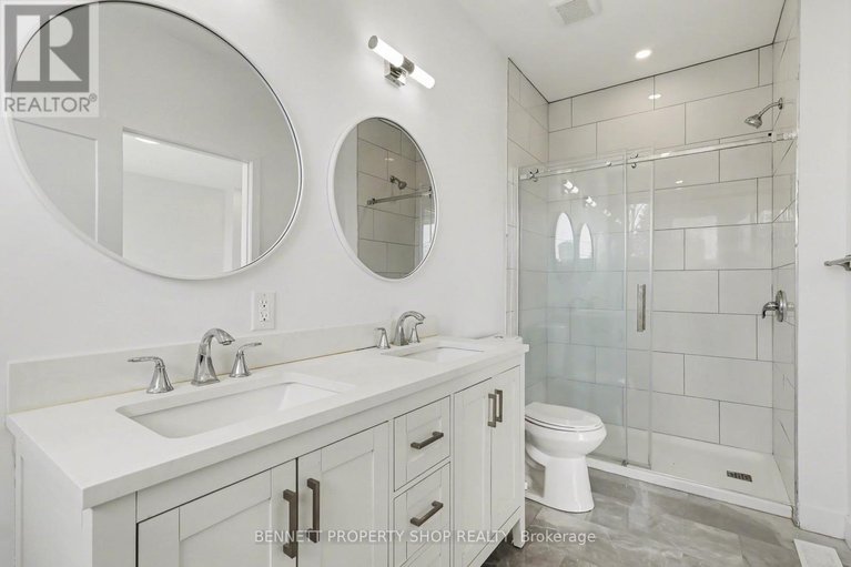 29485107/137-duford-street/vanier/ottawa/ontario/K1L6Z5_5