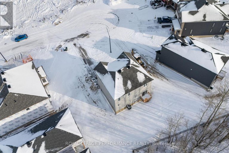 29178346/10-academie-street/embrun/russell/ontario/K0A1W0_37