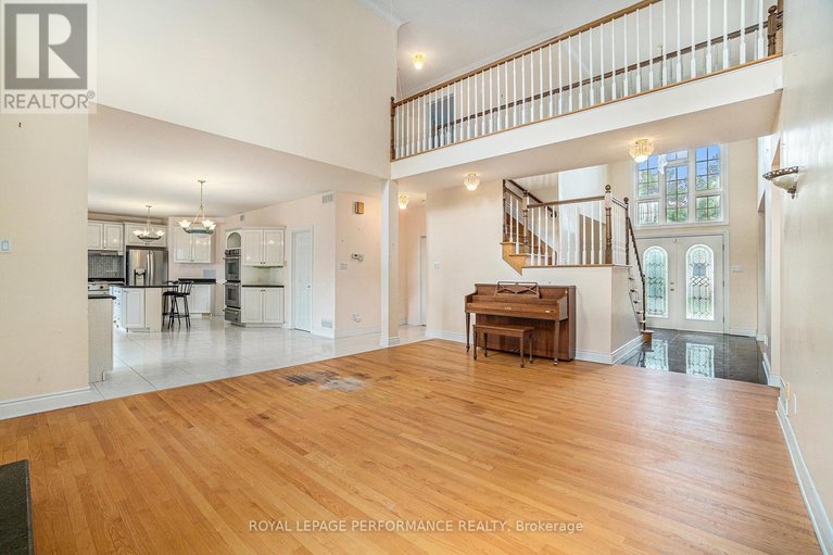 28638779/1702-ortona-avenue/carleton-heights/ottawa/ontario/K2C1W7_6