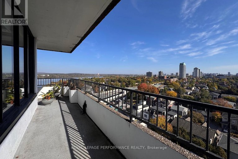 29103488/ph3-370-dominion-avenue/westboro-west/ottawa/ontario/K2A3X4_29