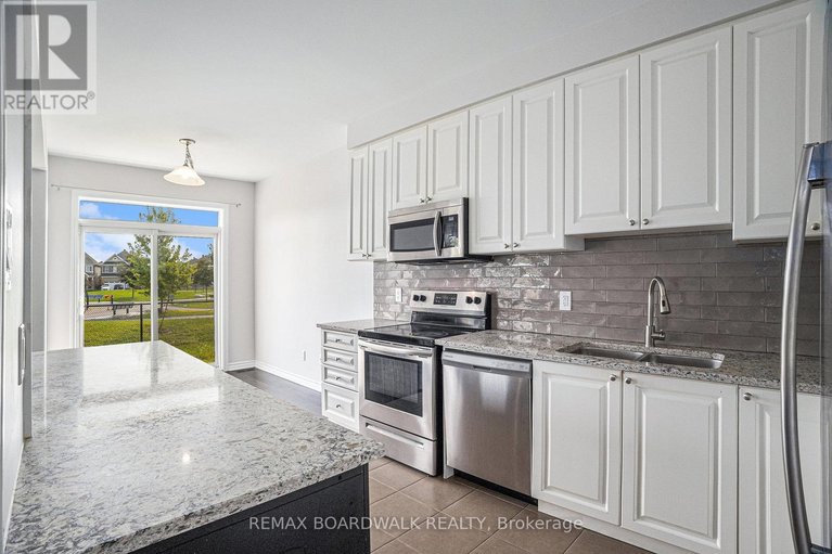 29629041/628-monardia-way/avalon-west/ottawa/ontario/K4A1C8_7