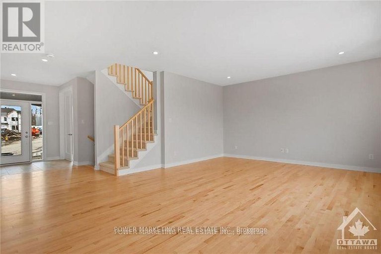 28572392/288-appalachian-circle/half-moon-bay/ottawa/ontario/K2J6X2_6