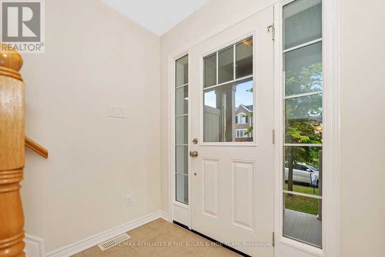 28578921/503-coldwater-crescent/emerald-meadowstrailwest/ottawa/ontario/K2M0J4_6