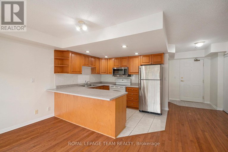 28632770/507-320-centrum-boulevard/bilberry-creekqueenswood-heights/ottawa/ontario/K1E3X9_7