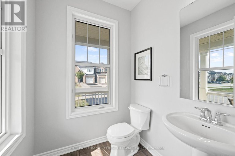 28899468/619-dundonald-drive/half-moon-bay/ottawa/ontario/K2J5Y8_8