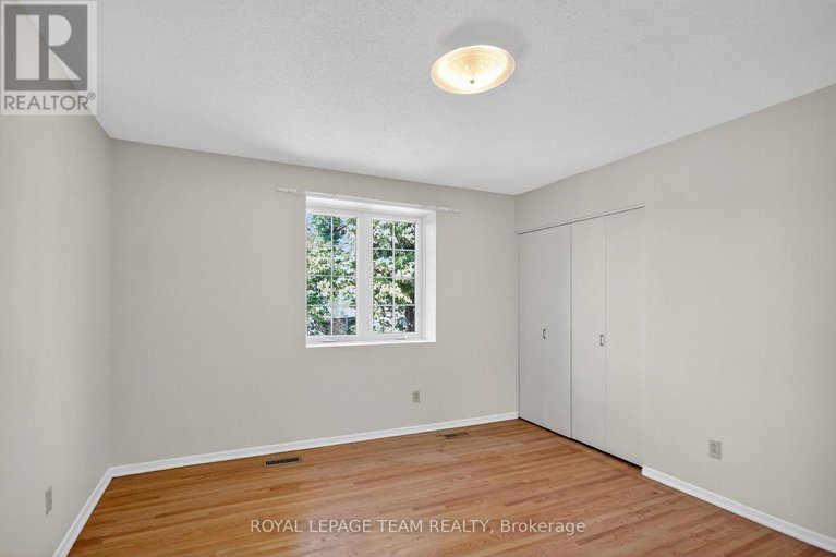 28961785/1900-southampton-court/braemar-park/ottawa/ontario/K2C0W3_21