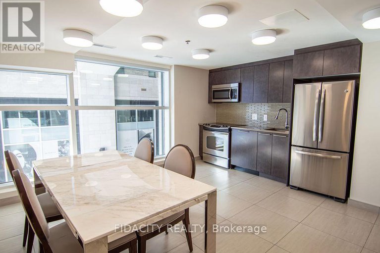 27913837/513-88-richmond-road/westborohampton-park/ottawa/ontario/K1Z0B1_22